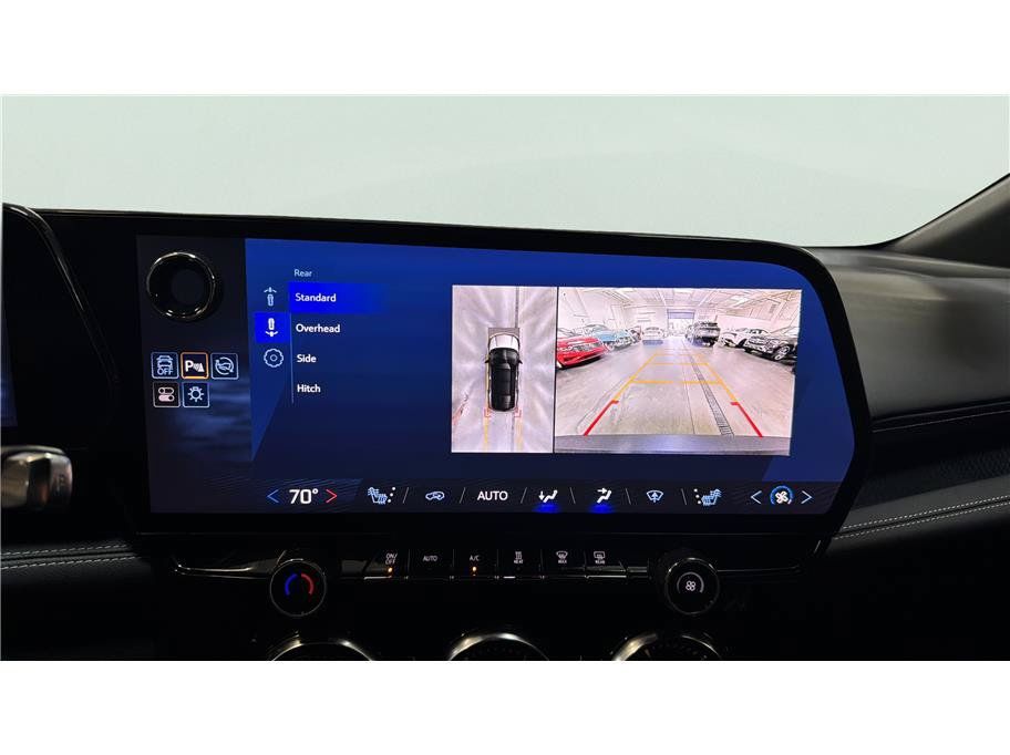 Used 2024 Chevrolet Blazer EV LT AWD/4WD image 41