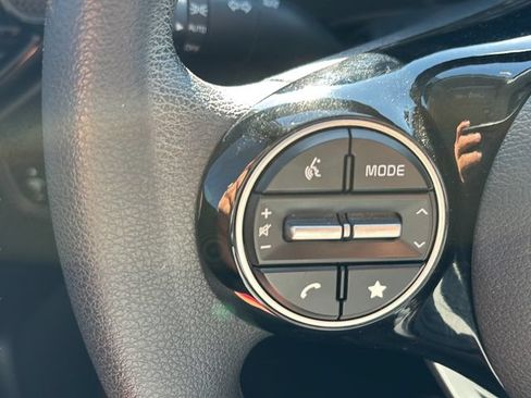 Used 2023 Kia Soul S FWD image 23