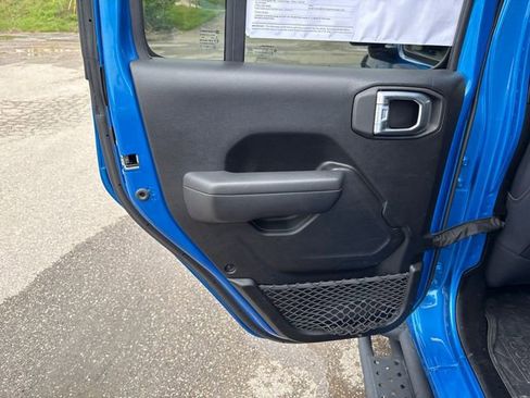 Used 2023 Jeep Wrangler Unlimited Sport AWD/4WD image 19