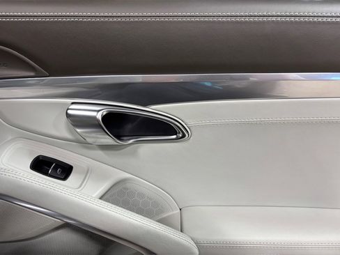 Used 2013 Porsche 911 Carrera S RWD image 11