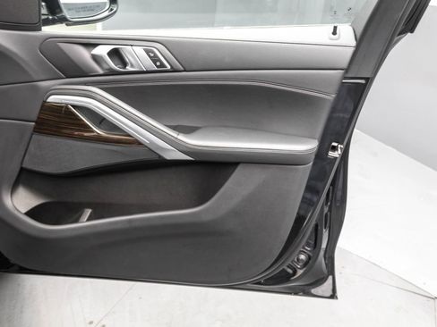 Used 2020 BMW X6 xDrive40i w/ Convenience Package image 42