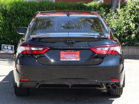 Used 2024 Toyota Camry SE FWD image 7