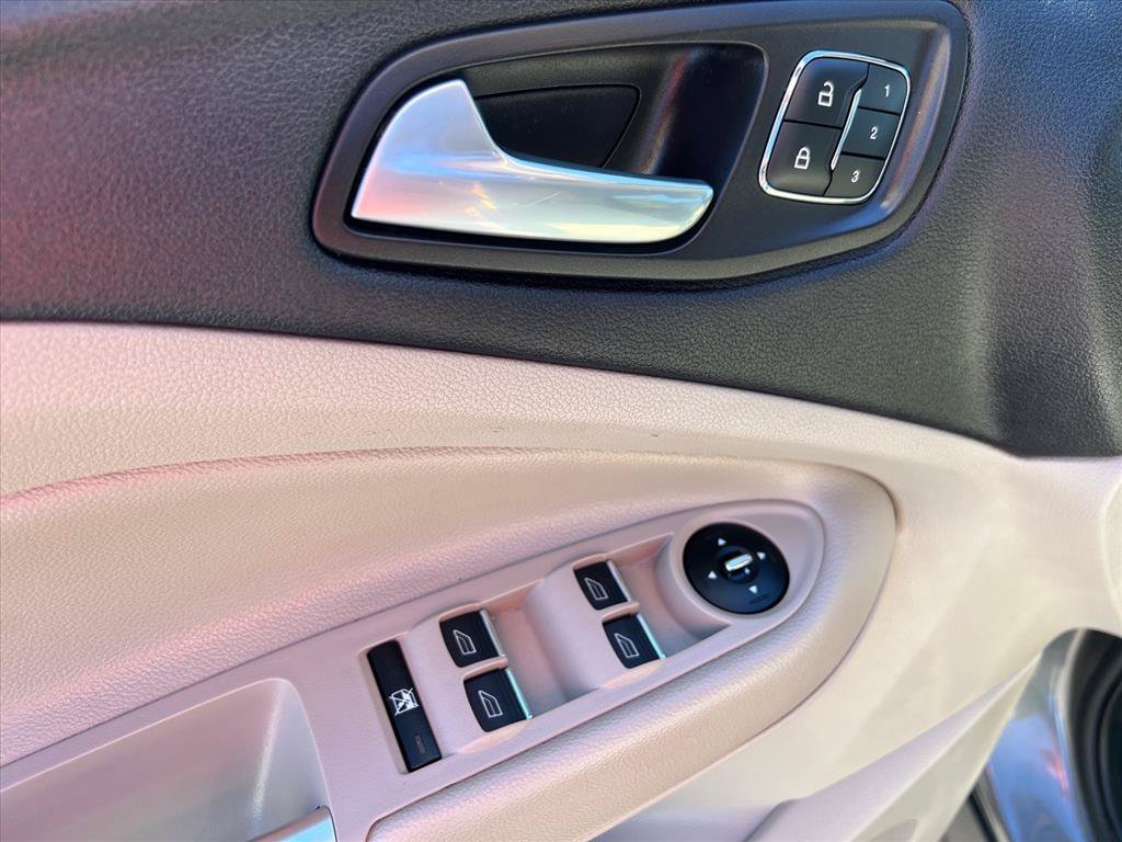Used 2014 Ford Escape Titanium FWD image 14