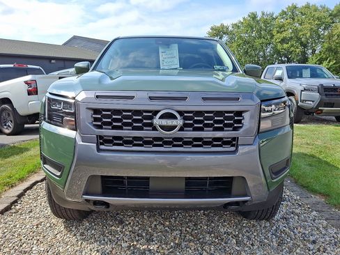 New 2026 Nissan Frontier SV w/ SV Convenience Package image 2