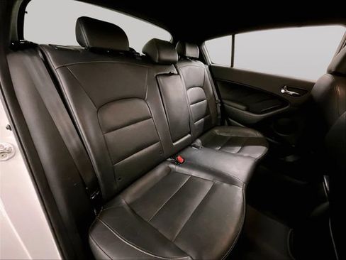 Used 2017 Kia Forte SX FWD image 26