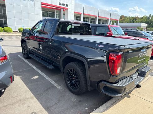 Used 2020 GMC Sierra 1500 Elevation w/ Elevation Value Package AWD/4WD image 4