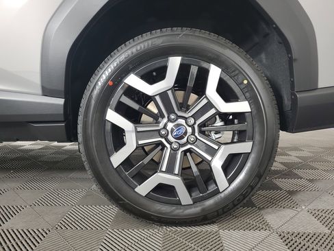 New 2026 Subaru Outback Touring XT image 31