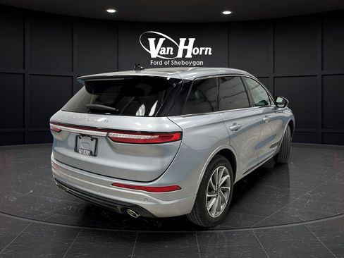 Used 2024 Lincoln Corsair Grand Touring w/ Equipment Group 301A image 3