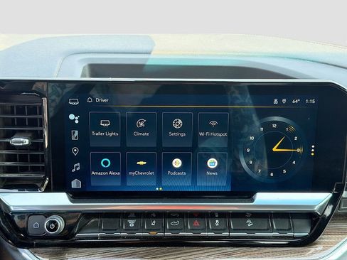 Used 2024 Chevrolet Silverado 2500 LT image 11