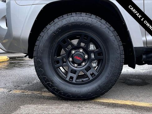 Used 2024 Toyota 4Runner TRD Off-Road Premium w/ Moonroof Package image 33