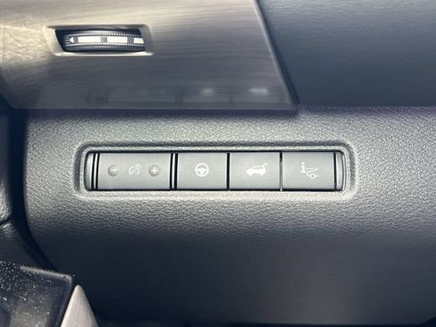 Used 2024 Nissan Pathfinder Platinum w/ Cargo Package AWD/4WD image 24