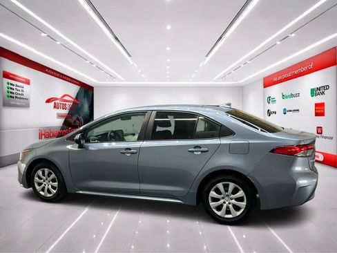 Used 2022 Toyota Corolla LE FWD image 4