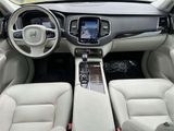 Used 2018 Volvo XC90 T6 Momentum w/ Convenience Package image 2