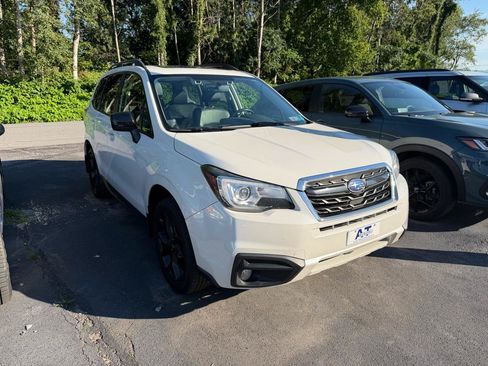 Used 2018 Subaru Forester 2.5i Premium AWD/4WD image 3