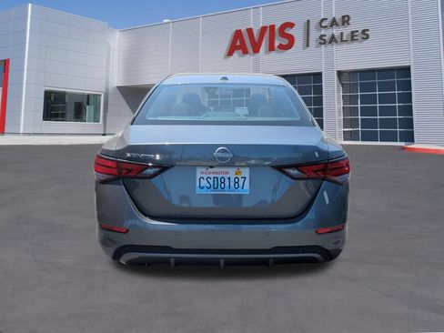 Used 2025 Nissan Sentra SV FWD image 7
