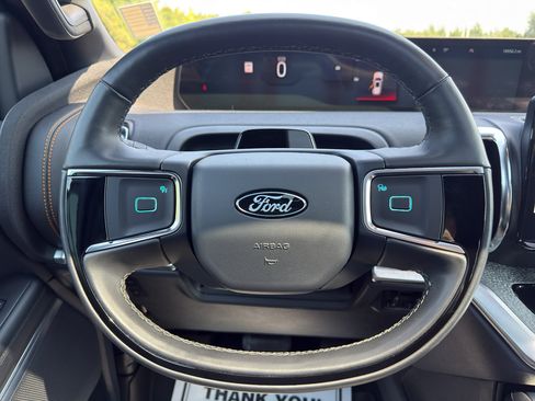 Used 2025 Ford Expedition Tremor AWD/4WD image 14
