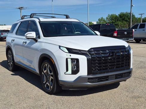 Used 2023 Hyundai Palisade Limited FWD image 1