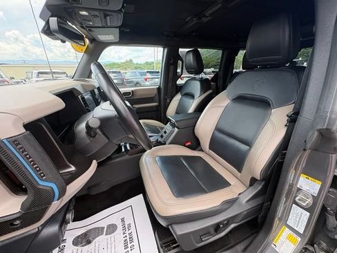 Used 2023 Ford Bronco Wildtrak AWD/4WD image 28
