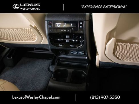 Used 2024 Jeep Grand Cherokee L Limited w/ Black Appearance Package image 23