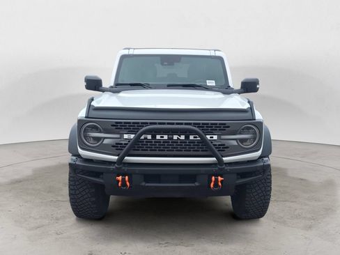 Used 2023 Ford Bronco Badlands w/ Sasquatch Package AWD/4WD image 8