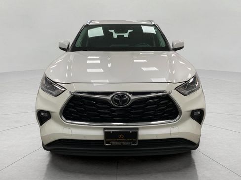 Used 2021 Toyota Highlander Limited image 13