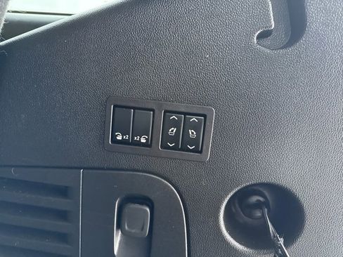 Used 2019 Chevrolet Tahoe Premier w/ RST 6.2L Performance Edition image 12