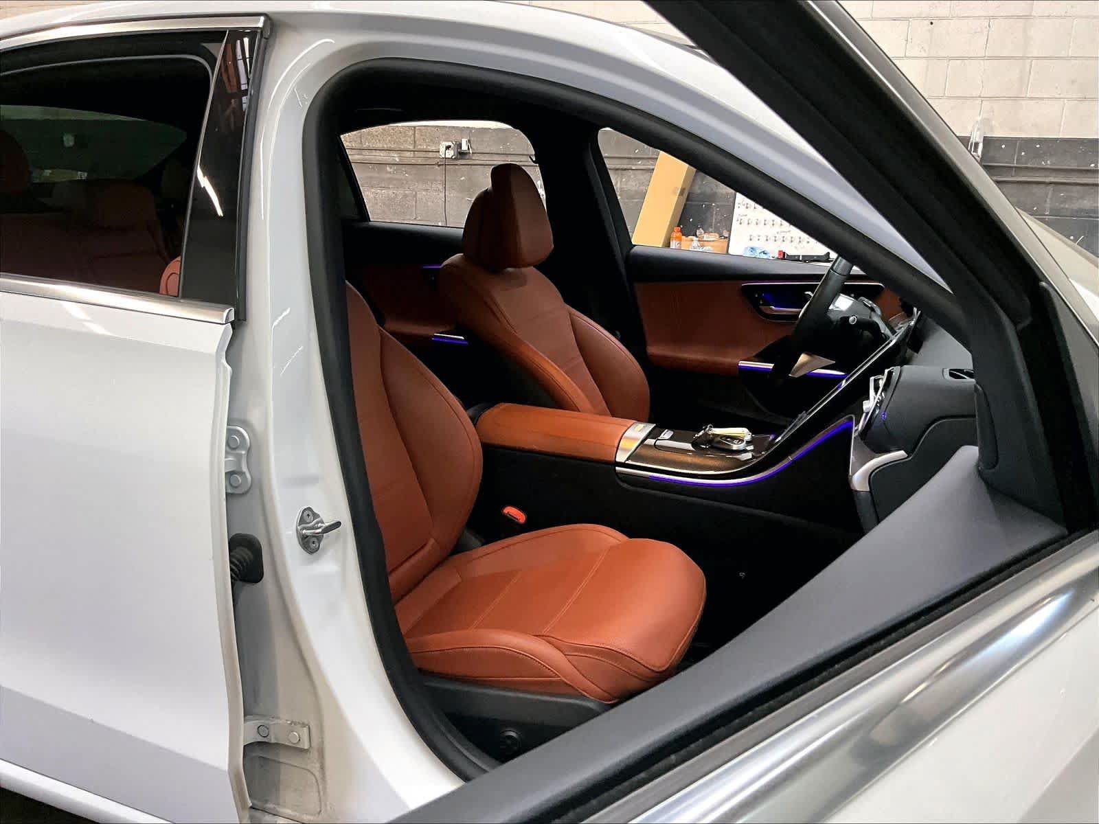 Used 2022 Mercedes-Benz C 300 Sedan image 11