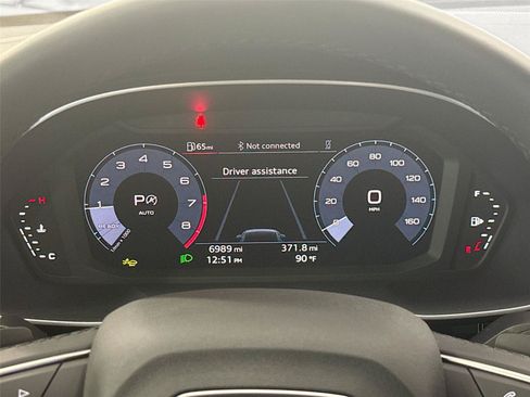 Certified 2025 Audi Q3 2.0T Premium w/ Convenience Package AWD/4WD image 12