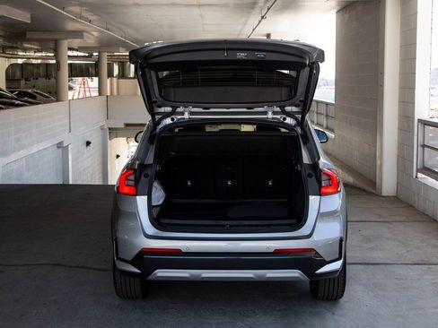 Certified 2025 BMW X1 xDrive28i w/ Technology Package image 22