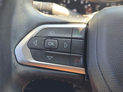 Certified 2022 Jeep Compass Limited image 34