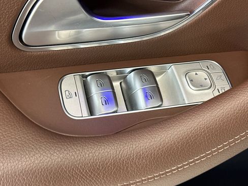 Used 2024 Mercedes-Benz GLE 350 4MATIC image 13