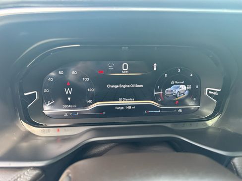 Used 2023 GMC Yukon Denali AWD/4WD image 18