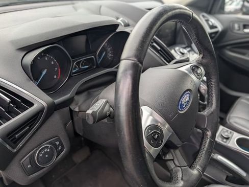 Used 2013 Ford Escape Titanium w/ Class II Trailer Tow Pkg AWD/4WD image 5
