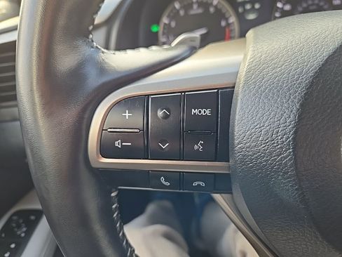 Used 2022 Lexus RX 350L Premium image 16