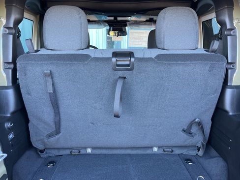 New 2026 Jeep Wrangler Rubicon AWD/4WD image 43