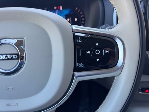 Certified 2024 Volvo XC90 B5 Plus w/ Protection Package Premier AWD/4WD image 18