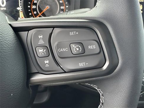 New 2026 Jeep Gladiator Sport image 17