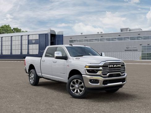 New 2026 RAM 2500 Laramie AWD/4WD image 6