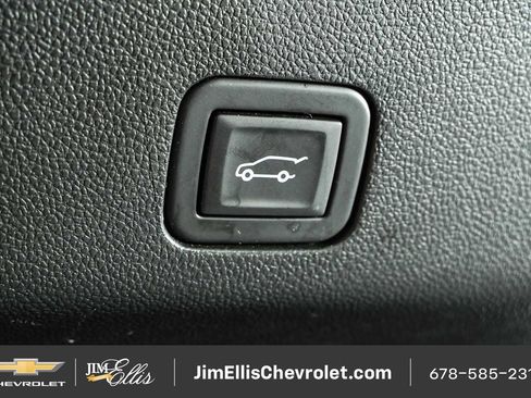 Certified 2023 Chevrolet Tahoe High Country AWD/4WD image 36