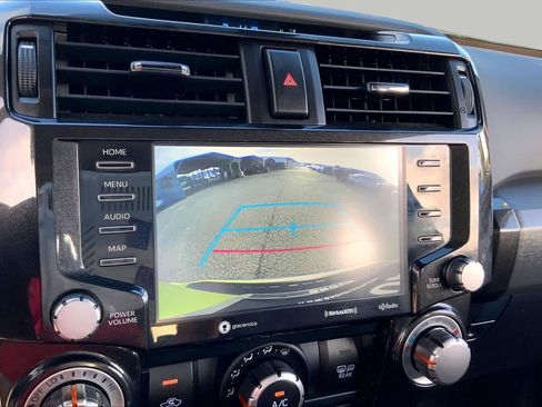 Used 2023 Toyota 4Runner TRD Off-Road Premium w/ Moonroof Package AWD/4WD image 27