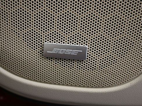 Used 2023 GMC Acadia Denali w/ Denali Ultimate Package image 10