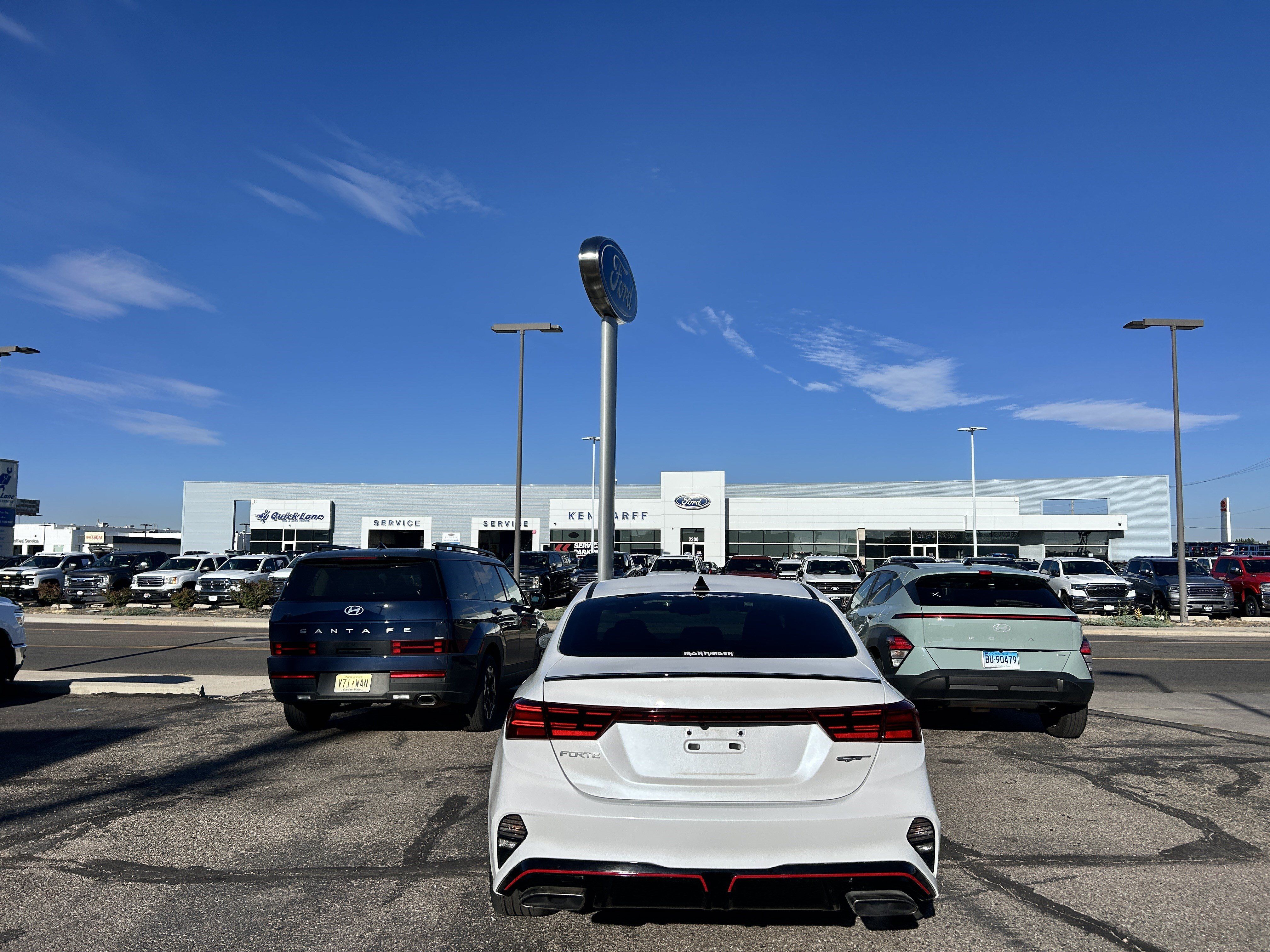 Used 2023 Kia Forte GT FWD image 4