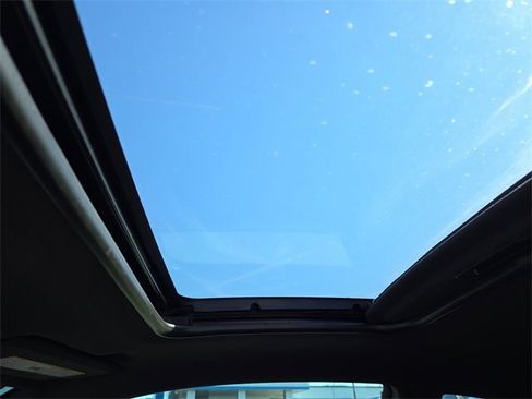 Used 2018 Chevrolet Camaro ZL1 image 27