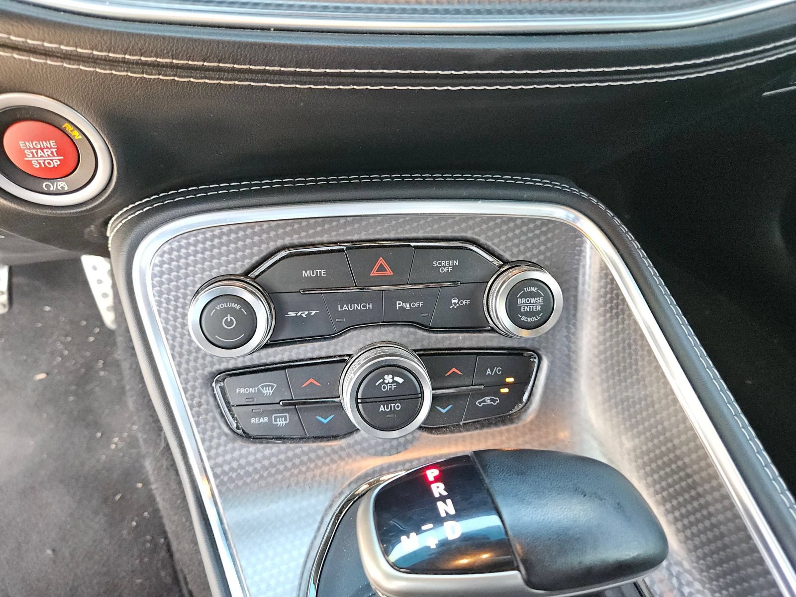 Used 2022 Dodge Challenger SRT Hellcat w/ Plus Package RWD image 18