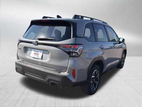 Certified 2025 Subaru Forester Premium w/ Convenience Package #1 AWD/4WD image 7