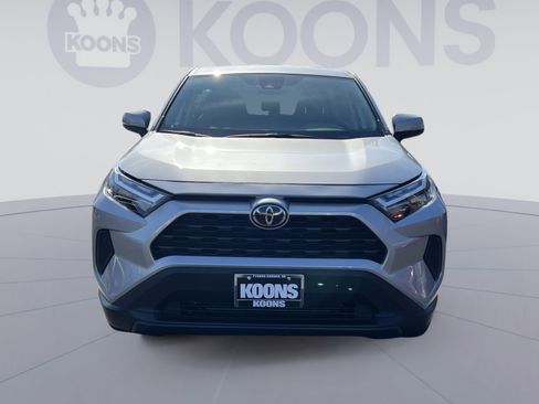 Used 2024 Toyota RAV4 LE image 11