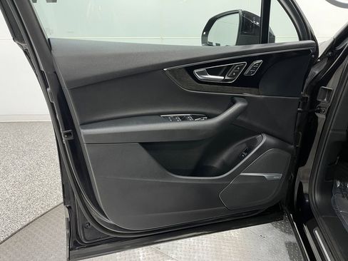 Used 2018 Audi Q7 3.0T Premium Plus w/ Premium Plus Package image 16