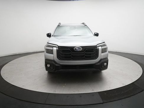 Used 2026 Subaru Outback Limited XT AWD/4WD image 11