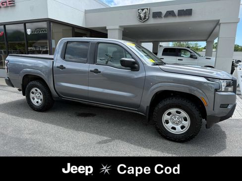 Used 2022 Nissan Frontier S w/ Technology Package AWD/4WD image 1