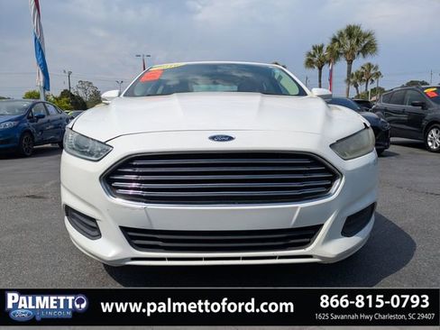 Used 2016 Ford Fusion SE FWD image 9